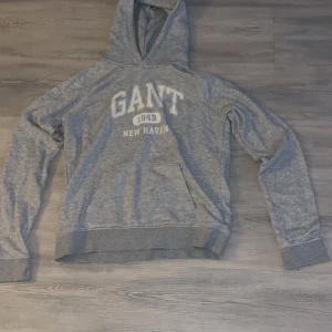 Gant hoodie - Säljer denna gant hoodie.