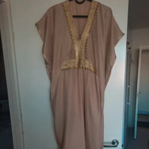 Kaftan - Kaftan från Marocko