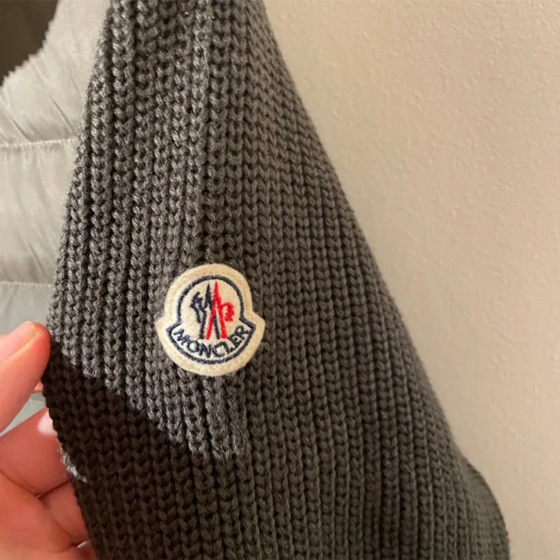 Moncler Cardigan - 90