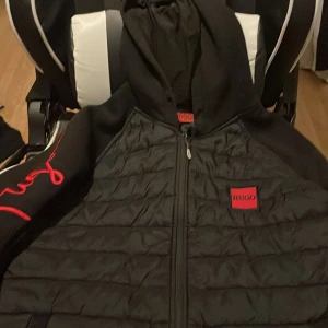 Hugo boss cardigan skön  - Skön Hugo boss jacka/hoddie 