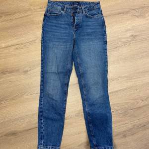 Jeans från Vero Moda ”Pieces” i storlek S! Använda fåtal gånger💫