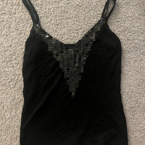 Linne - Fint linne! Står ingen storlek men passar XS-S 