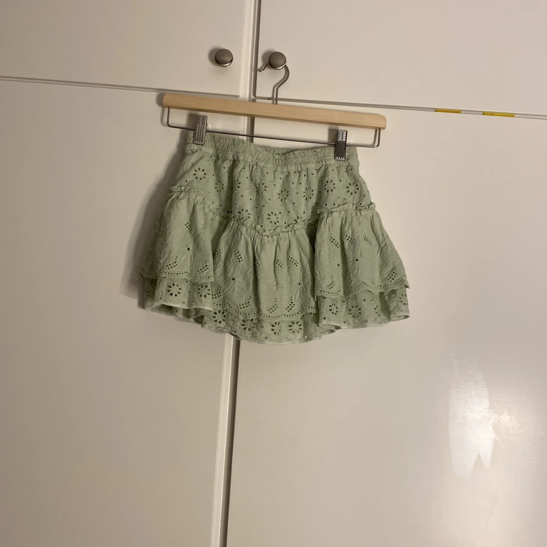 Mint grön volang kjol - 90