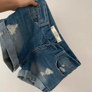 Jeans shorts  - Helt oanvänd!