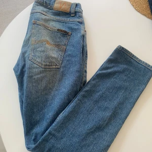 Nudie jeans w33 l32 - Modell: Grim Tim Färg: Blue Aged Storlek w33 l32 Skick 9/10