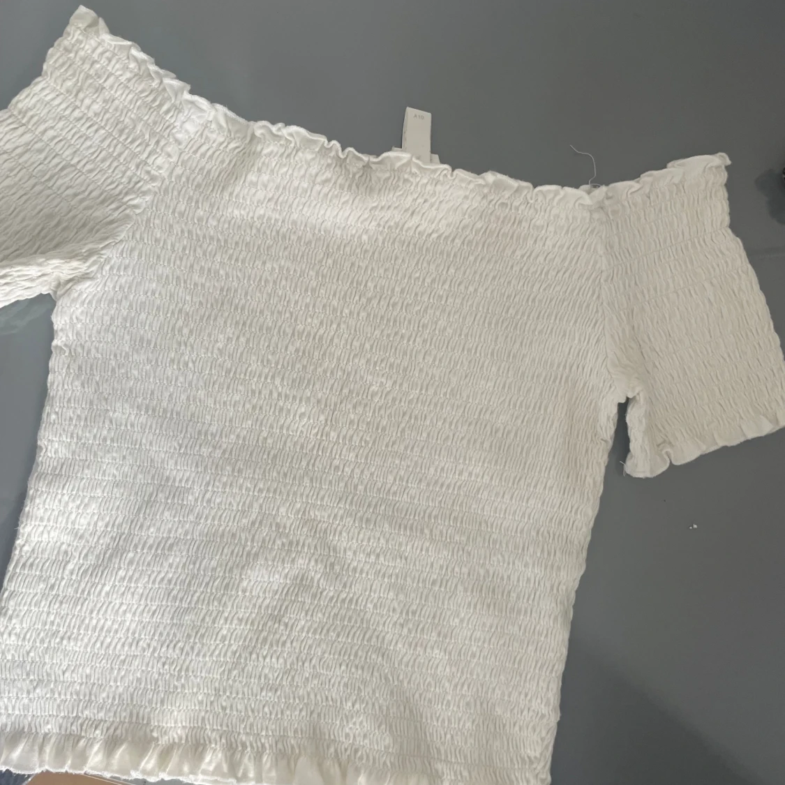 vit offshoulder topp