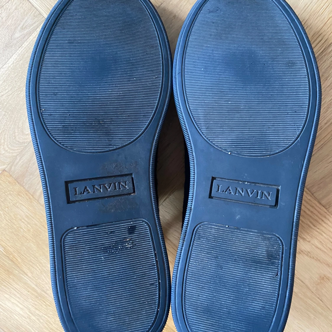 Lanvin Cap Toe Filt Sneaker - 92