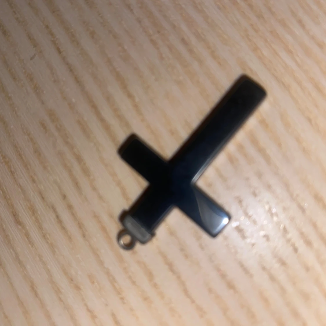 Hematit kors hänge - 90