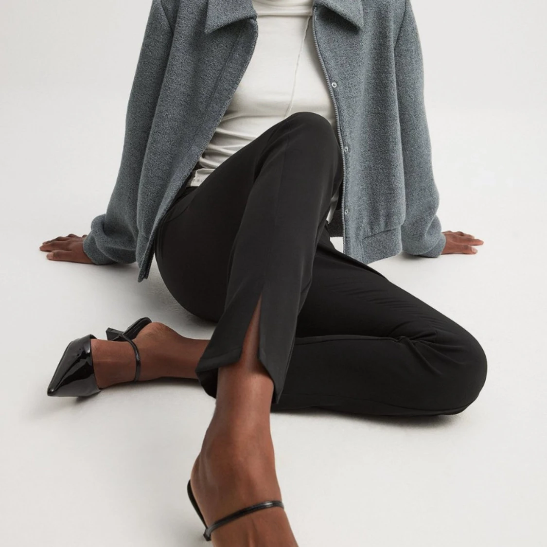 Svarta kostymbyxor  - 91