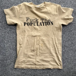 Fuck The Population T-shirt - Fuck The Population T-shirt. Köpt på FTP hemsida. Jättefet limited edition. Knappt använd. Storlek: S. Hör av er vid eventuella frågor!!