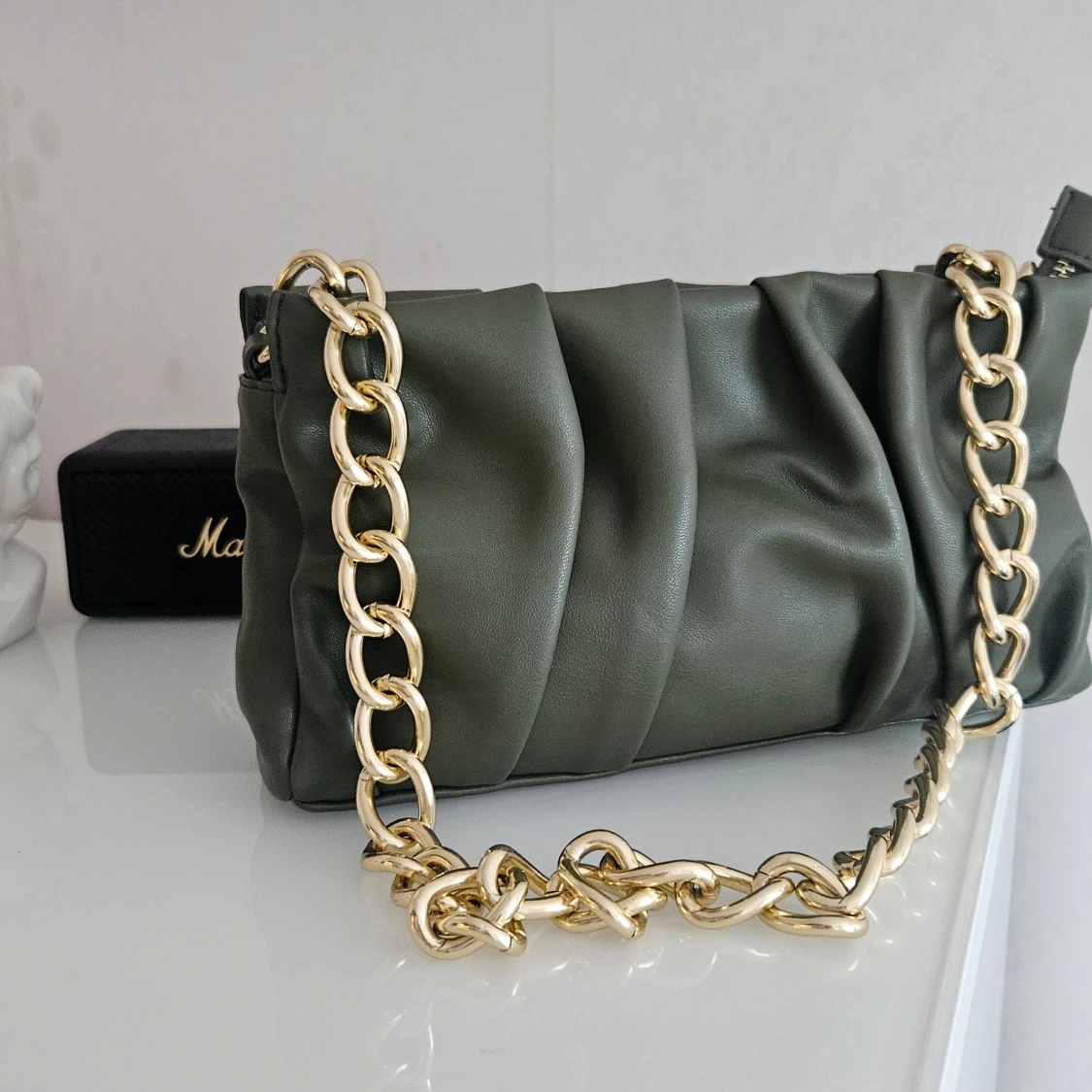 Axelväska från MQ  - 90