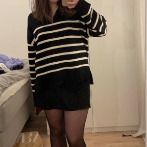 Tröja från zara - Randig tröja från Zara, bra skick ochc sparsamt använd