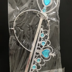 Tiara & Trollstav  - Helt ny  Finns fler kvar  Sammafrakt 