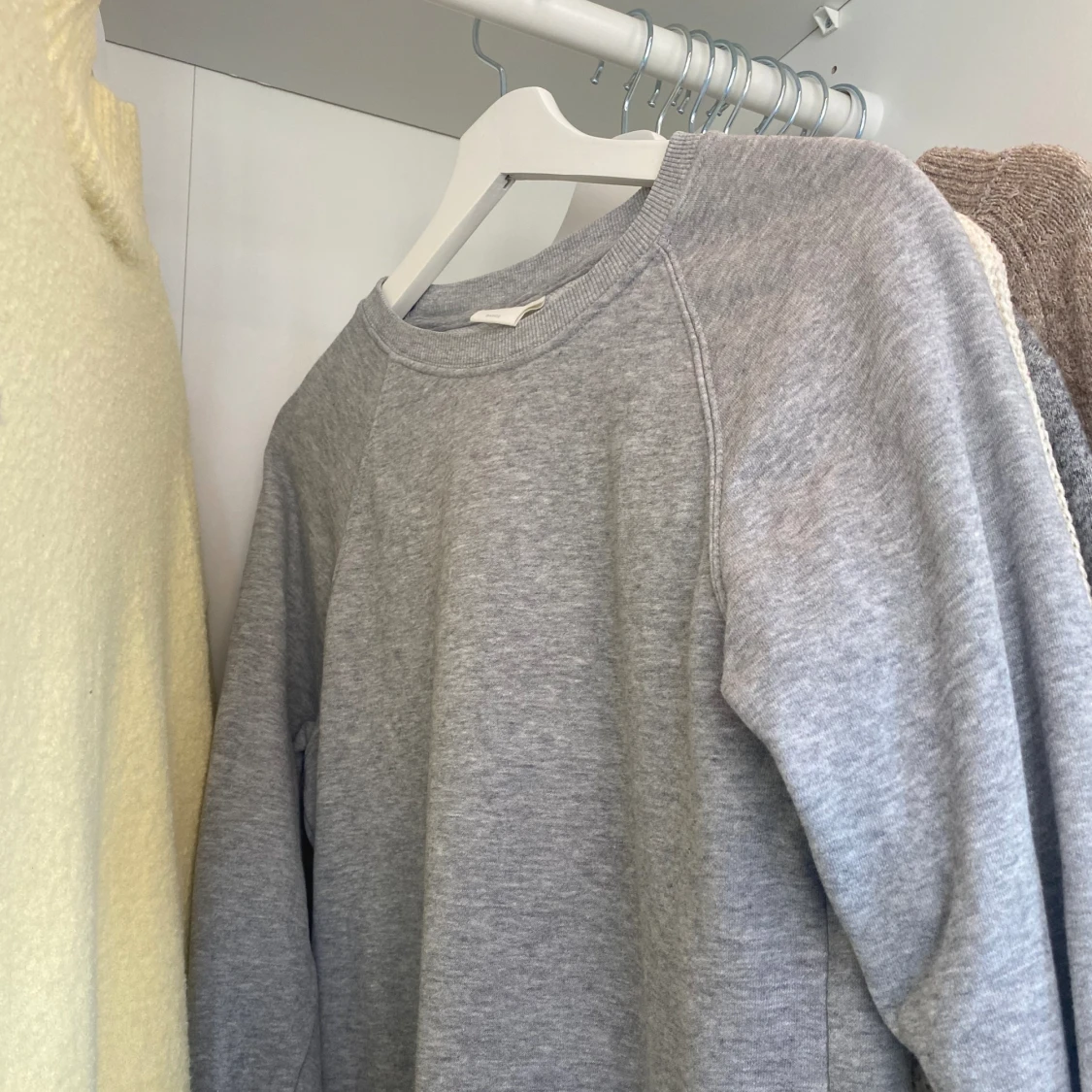 Grå sweatshirt - 90