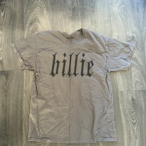 Billie Eilish t shirt - Knappast använd Fint skick, inga tecken av användning 