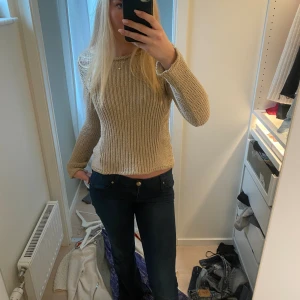 Långärmad tröja topp beige vit snygg stickad  - bara att höra av sig om man har några frågor🤍