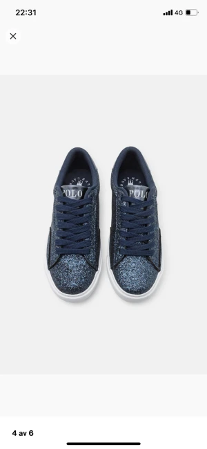 Byta? - Har dessa skor i storlek 38 men undrar ifall någon vill byta som har 39? Måste vara i en nyskick då jag endast använt mina ute en gång 🩷kolla andra annonsen om du vill köpa!🩷