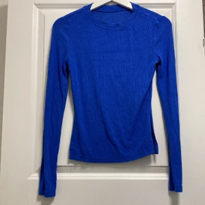 SHEIN  - Fin tröja från SHEIN råkade beställa. 