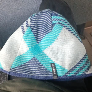 Protest - Säljer denna då jag fick i julklapp men den är förliten och inte min still direkt! Helt oanvänd och i bra skick 💯