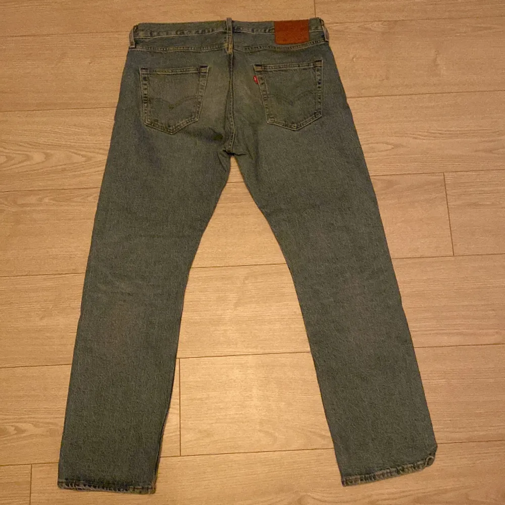W34 L30. Bra skick, knappast använda då de har blivit för stora.. Jeans & Byxor.