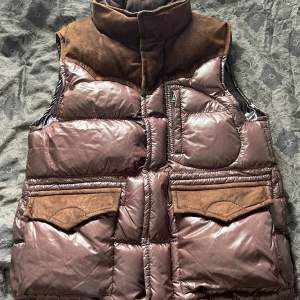 Rare AW08 Number (n)ine Hybrid suede down vest, Great piece. Good condition for its age. Seen on Runway (Top Tier quality)