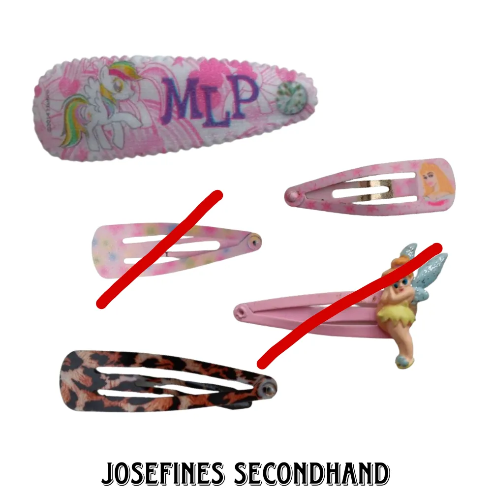 Olika sorters hårspännen från 00-talet, förutom MLP spännet. 15 kr stk, 10 kr för den med leopardmönster. Fri frakt vid köp av 3 eller fler smycken/accessoarer/smink prylar. Asusteet.