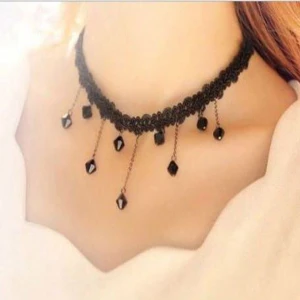 Virka Kristall Spets Tofs Halsband - Justerbar läng 31.00+5.00 cm Helt ny 