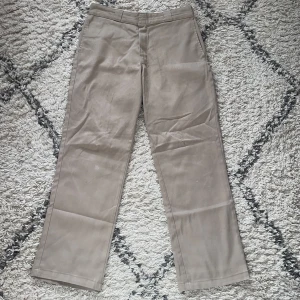 Skejtade Dickies fett billigt billigt - Ändå lite liv kvar :))