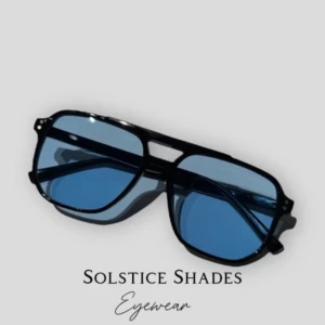 Solglasögon  - Solglasögon i hög kvalitet och tillverkade i Sverige 🇸🇪dom är helt pefekta för sommaren och våren men dom är framför allt, väldigt laidback.  Köp 2 för endast 119kr Köp 3 för endast 169kr