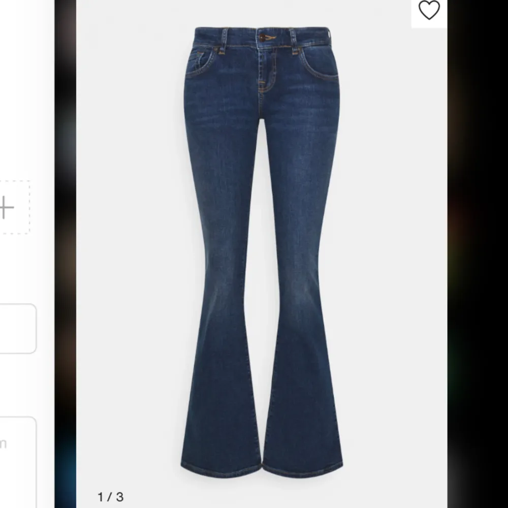 Säljer nu mina Ltb jeans i modellen Roxy strl 26/34, köpte för 949 kr på zalando, skriv privat för fler bilder använd gärna köp nu. Jeans & Byxor.