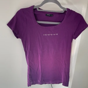 T-shirt - T-shirt från InWear, storlek S.