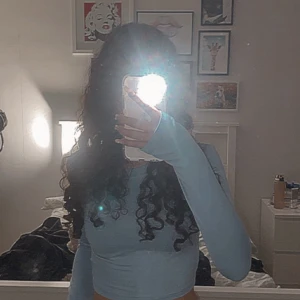 Långärmad topp  - Köpt från shein, oanvänd bara testad, den passar bra och har inga defekter