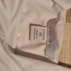 Gullit linne - Enbart testas