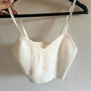 Stickat linne - Från h&m aldrig använd