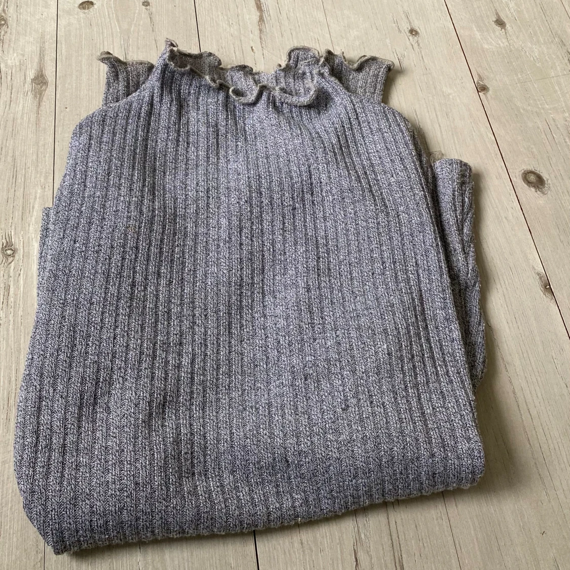 Ribbstickad tröja  - 90