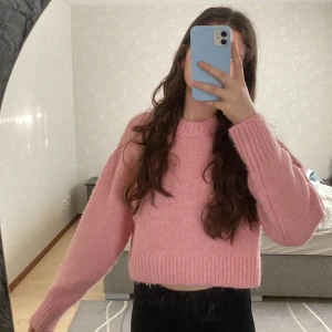 Stickad tröja - Använd några gånger & i bra skick💓