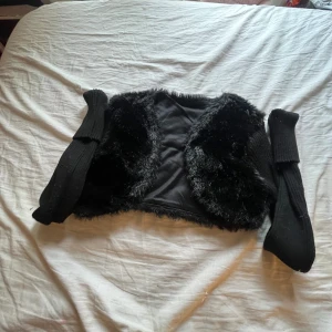 Päls bolero - Knappt använd 