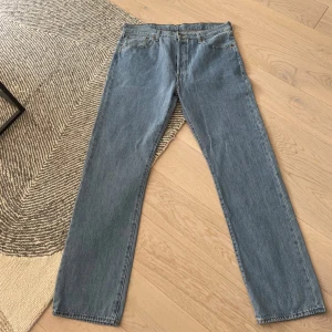 Levis 501 - Levis 501 storlek 38/34 i väldigt bra skick. Använt ett fåtal gånger.
