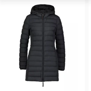 Parajumpers jacka - Längre figursydd dunjacka  Svart Från parajumpers i modellen irene  Storlek XXS men passar mig som är XS kan även passa en mindre S Bra skick