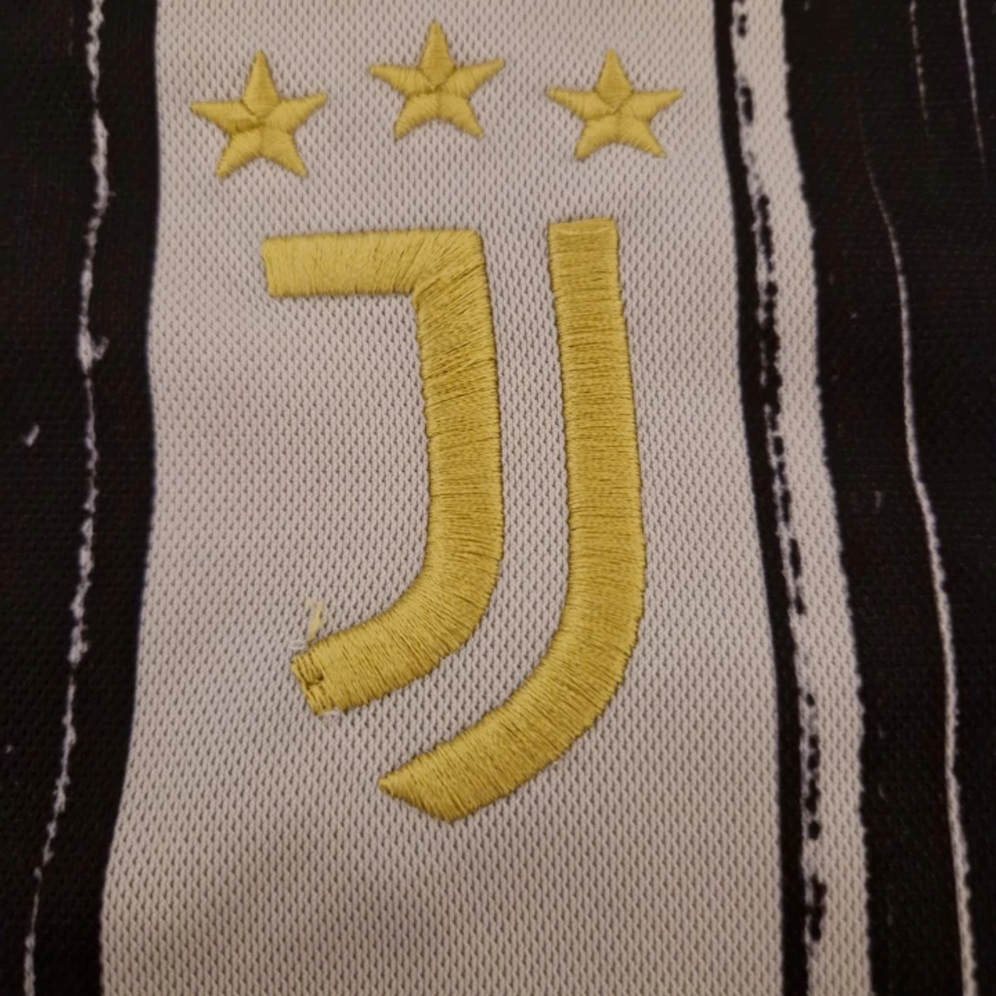 Juventus t shirt med storleken M för bara 250kr - 91