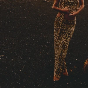 Leopard kjol  - Jättefin leopardkjol från zara i storlek S, oanvänd!  Slutsåld på hemsidan.  400kr❤️