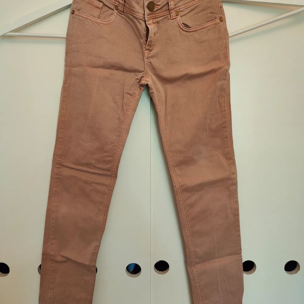 Very good condition . Jeans & Byxor.