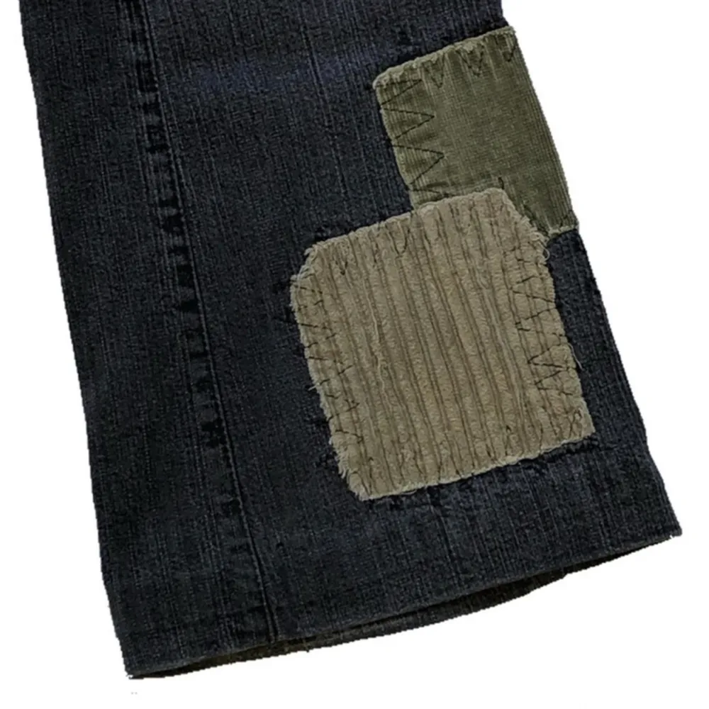 tvärfeta jeans säljer pga dom blivit för små! skriv för mått. Jeans & Byxor.