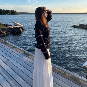 Vit långkjol - I mycket gott skick.