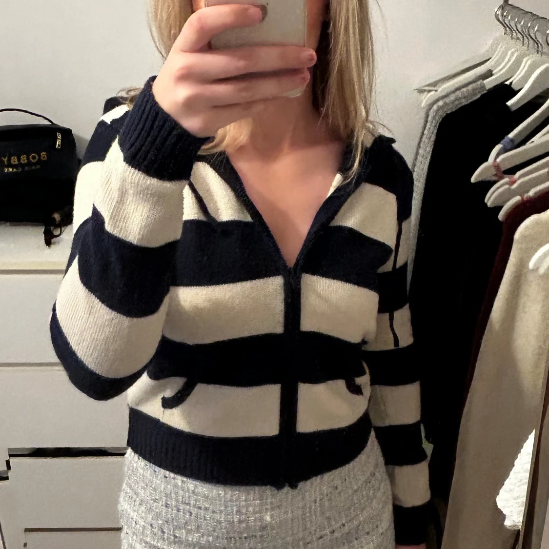 Randig stickad kofta!  - 90