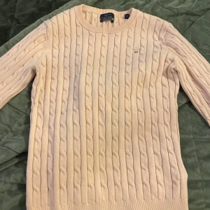 Jätte bra o köpa - Jätte skön att ha på sig,riktigt bra med svarta byxor och väldigt fin