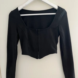 Topp  - Topp i storlek xs