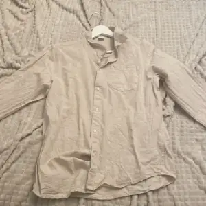 Linne skjorta från Lindex, storlek för 14 åring