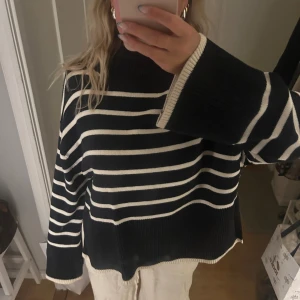 Stickad tröja - Superfin stickad tröja från Gina, storlek S. Som ny😍