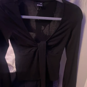 As snygg tröja - Jätte snygg tröja från Gina tricot, sitter jätte snyggt, sorry för dåliga bilder 🫶🏻 bra skick